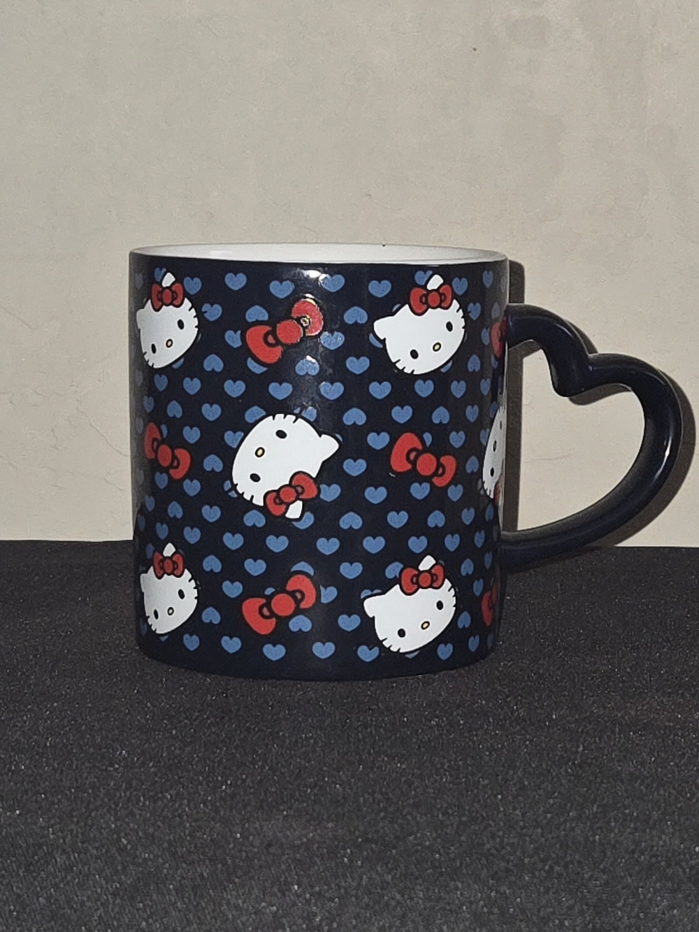 Hello Kitty Mug with Heart Handle